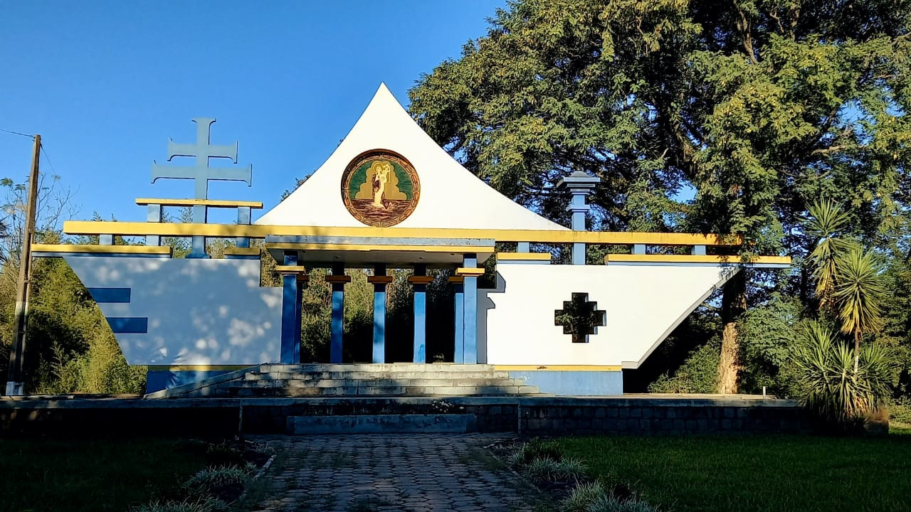 Monumento a Nossa Senhora dos Navegantes, em forma de navio, no Parque Histórico Municipal Obaldino Tessele